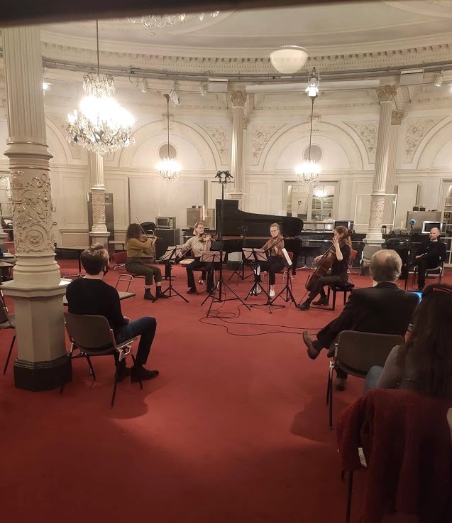 Helikon Quartet speelt Maarten ter Horst live op NPO Radio 4 vanuit de Spiegelzaal in het Concertgebouw in Amsterdam: Adagio Lusingando uit Tweede strijkkwartet (2020)